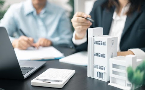 What Services Do Chicago Real Estate Firms Offer?