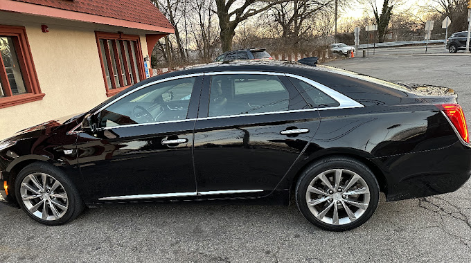 Luxury Transportation Service in Alaska