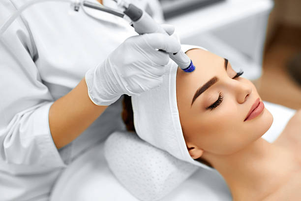 Facial Aesthetics & Cosmetology in Faridabad | Dr. Vikas Thukral
