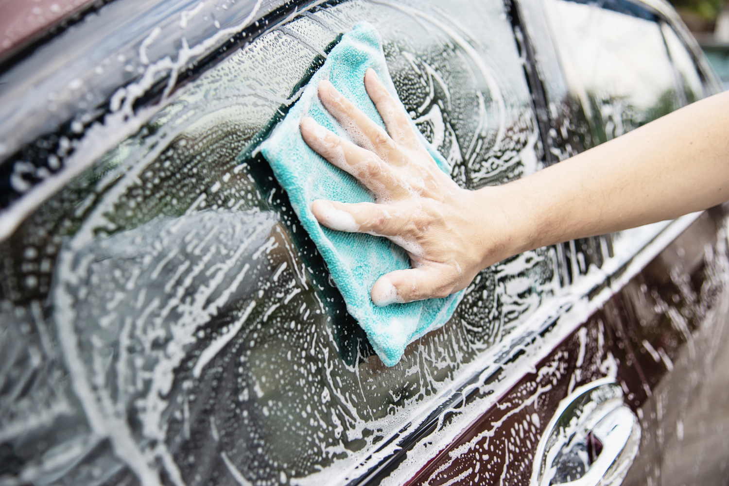 How to Choose the Best Auto Detailing Service Near Me
