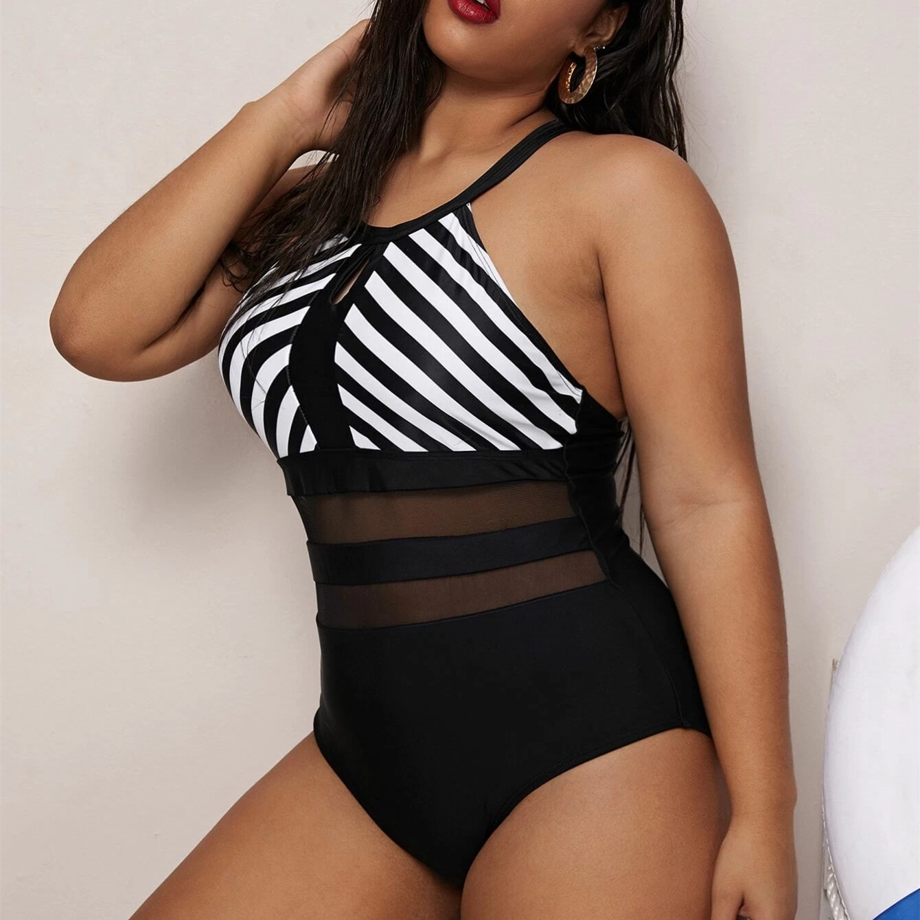 Plus Size Backless One-Piece Swimsuit for Women – Striped Stitching Design