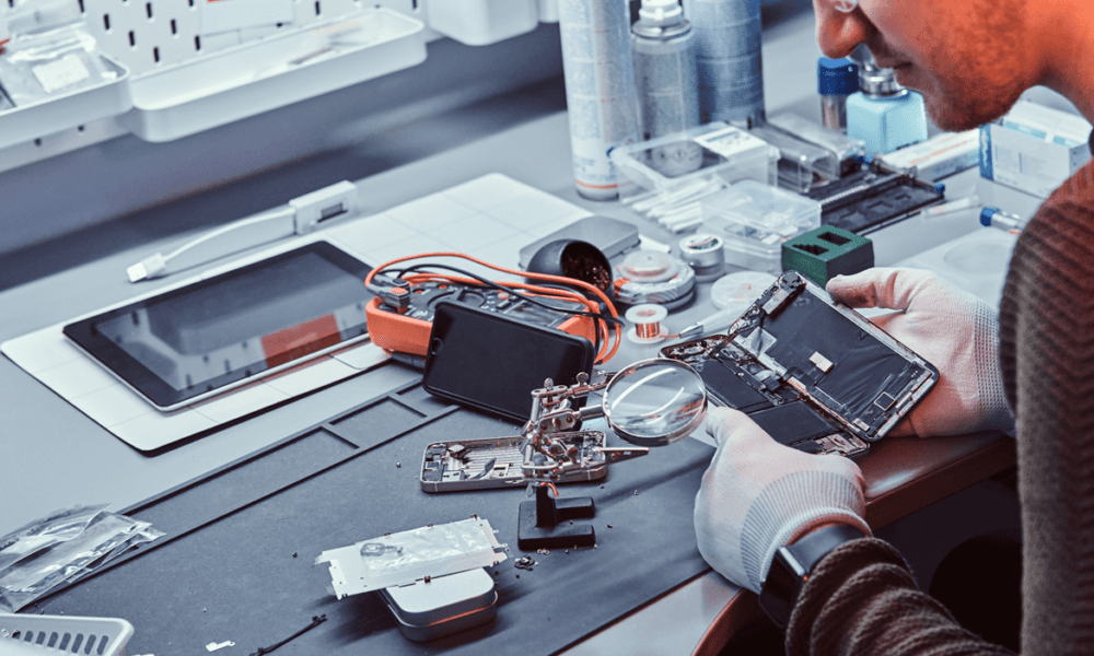 Exploring the Rapid Rise of the Global Refurbished Electronics Market