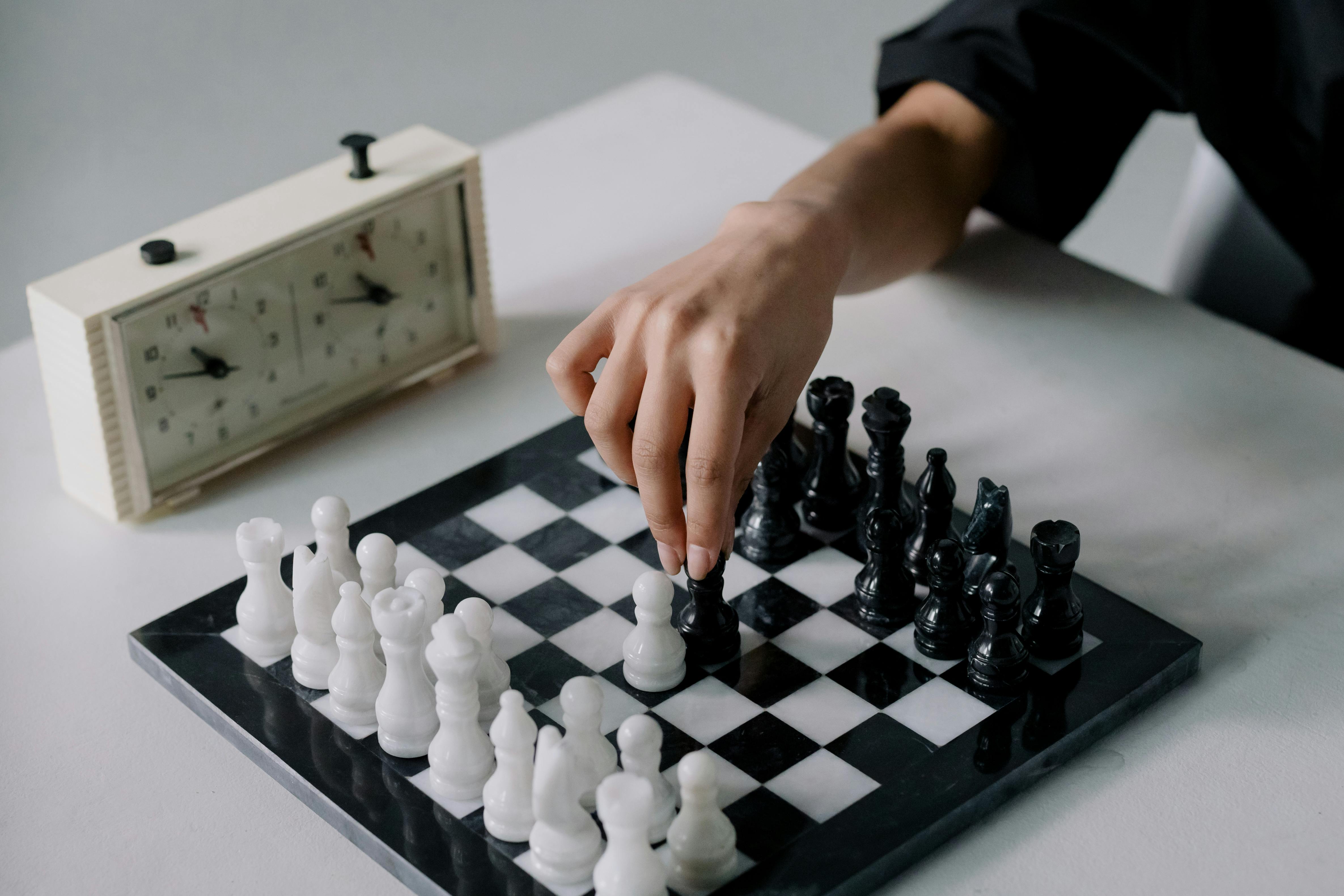 Why Thinking Ahead Makes Expert Chess Players Unstoppable?
