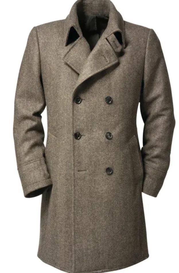 Mastering the Art of Fit: Elevating Your Leather Coat's Enduring Appeal