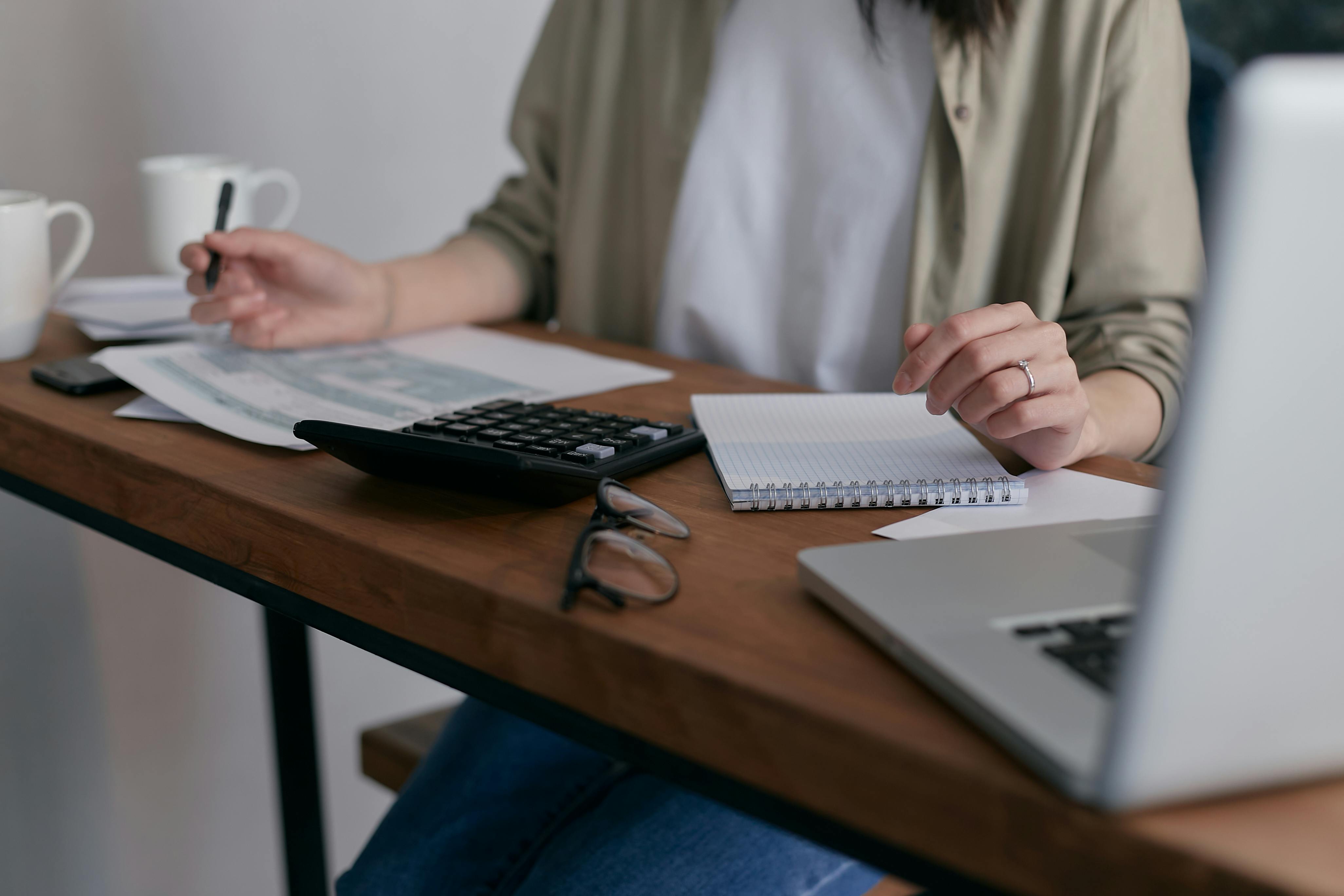Finding the Ideal Strategy for Business Growth: In-House vs. Outsourcing