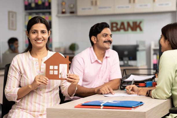 Is it possible to obtain a joint home loan with your parents or spouse?