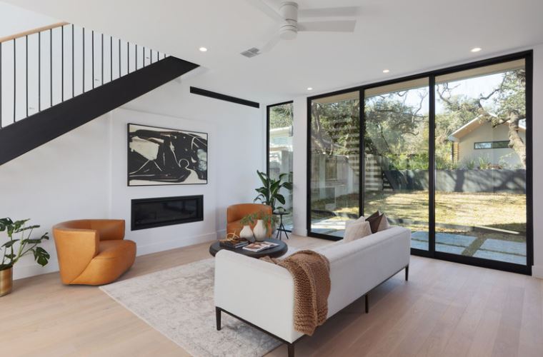 What to Know Before Hiring a Custom Home Building Contractor in Austin TX