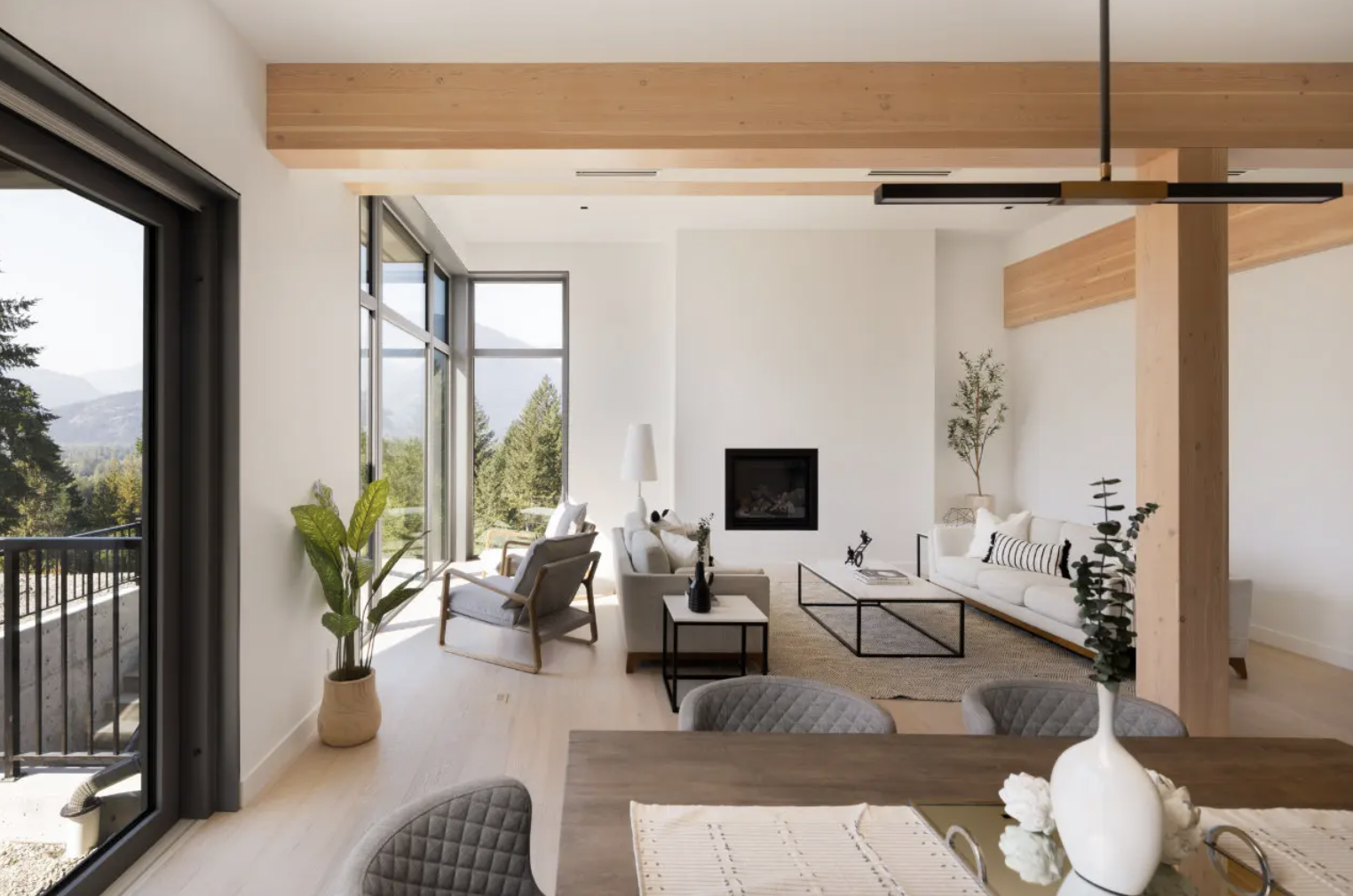 Custom Homes in Squamish: Designed for Your Lifestyle