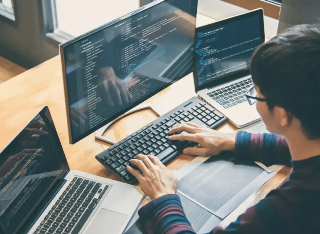 Web Design for Home Builders: Build a Digital Home That Sells