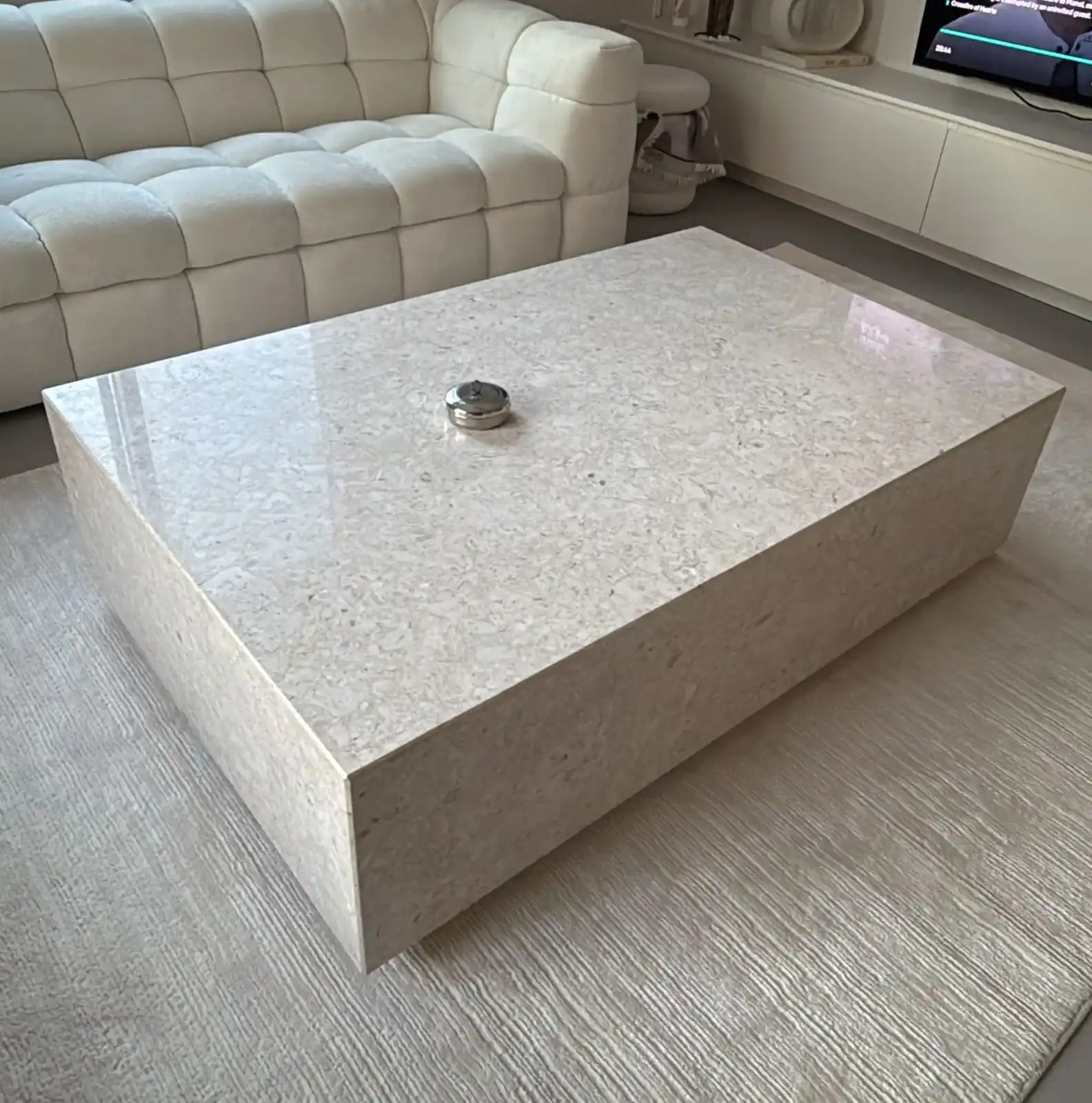 Black Marble Bench | Marbeyacharm.com