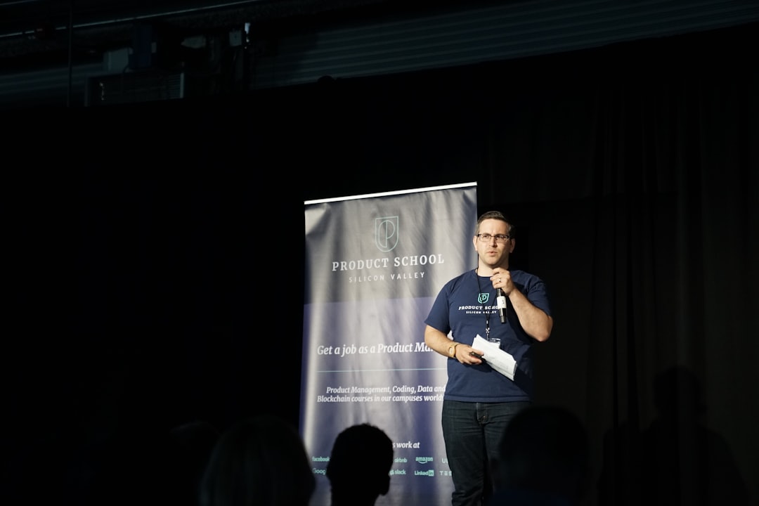 Skill yang dibutuhkan di Blockchain 2025: Marketing, Community, dan Developer