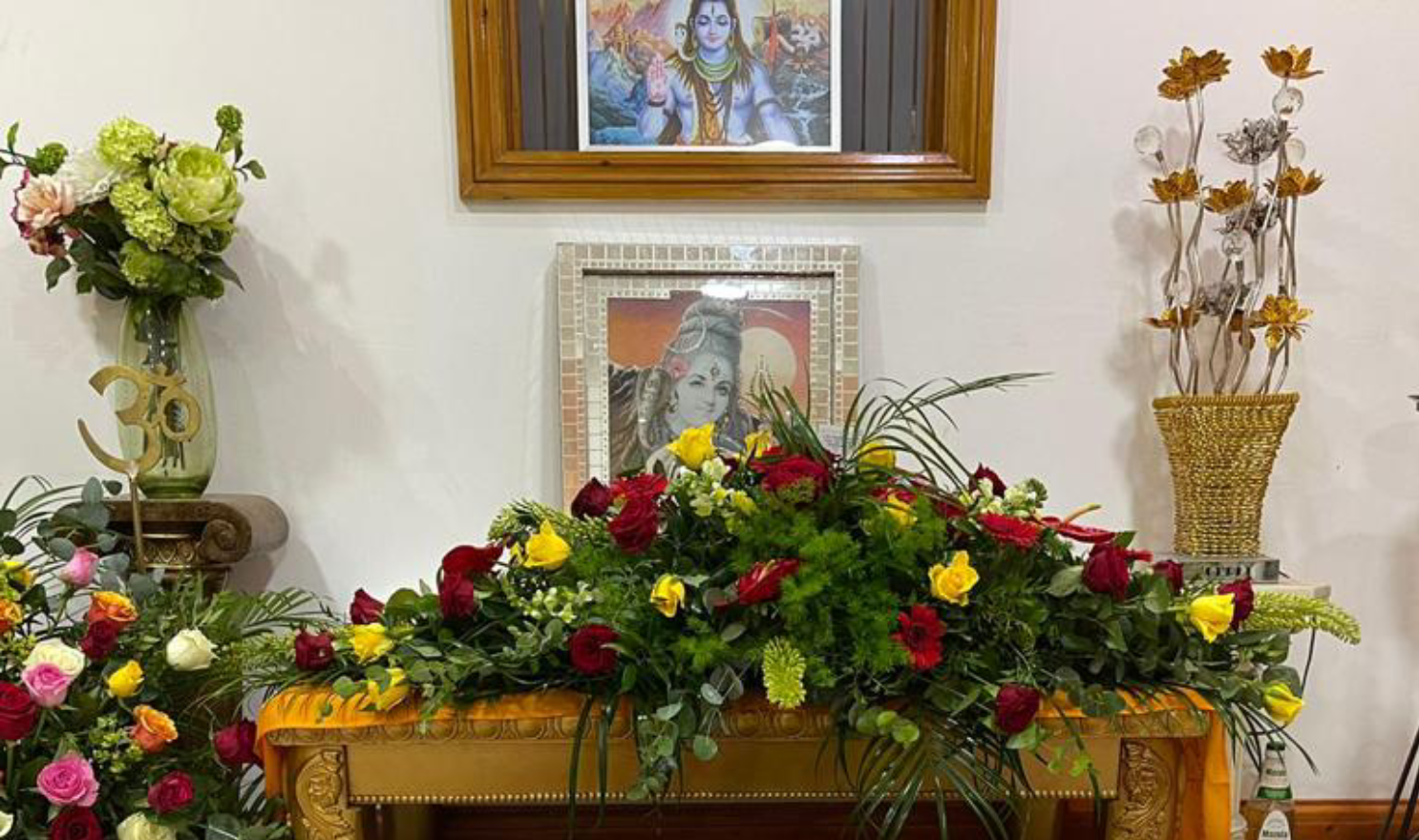 What Customs Are Followed in Asian Funeral Services?