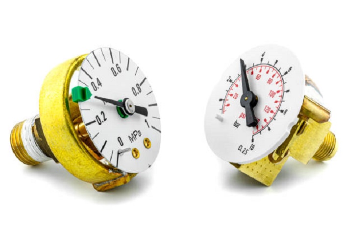 How to Protect a Bourdon Tube Pressure Gauge from Overpressure Damage?