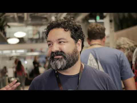 Carlos Santana and Ramiro Berrelleza at KubeCon NA 2024