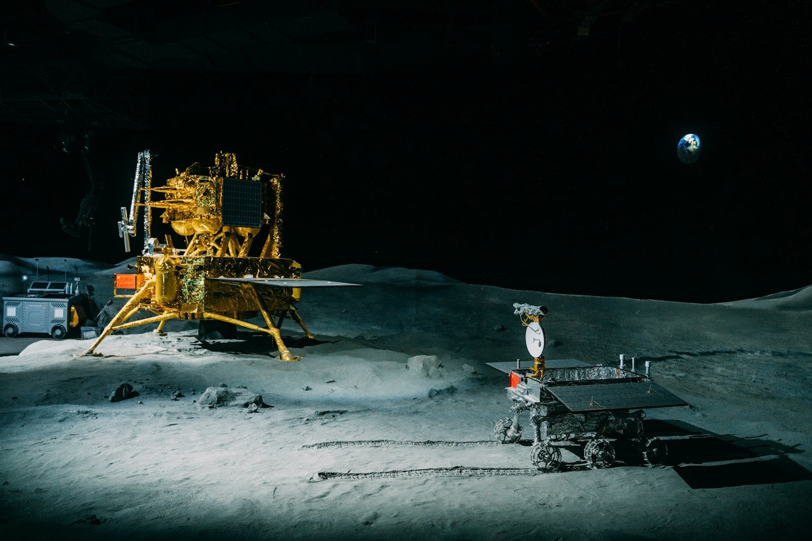 Reinforcement Learning - Lunar Lander with DQN
