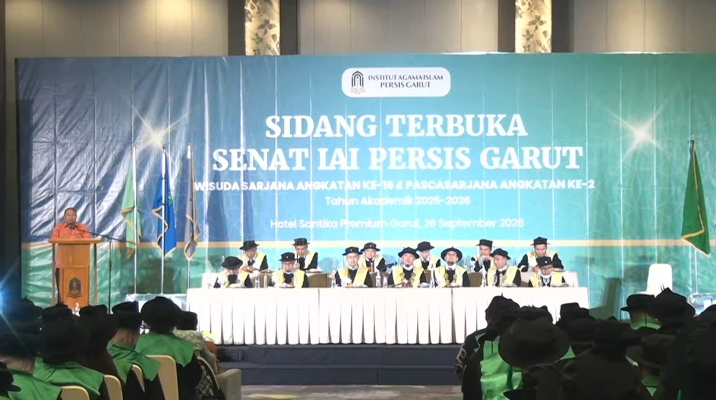 Wisuda IAI Persis Garut Kukuhkan Lulusan, Apresiasi Prestasi, dan Utus Dai ke Pelosok Negeri