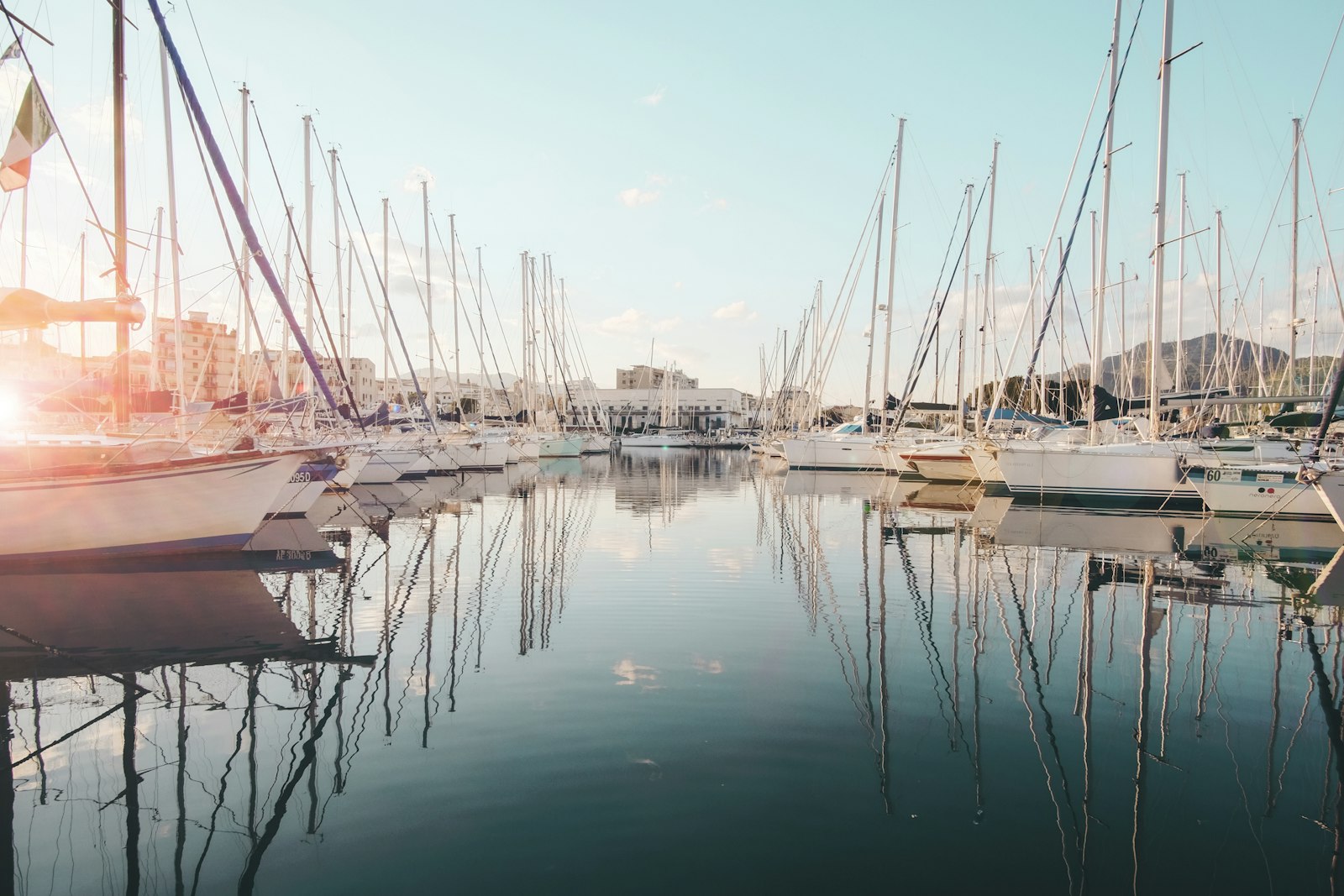 How Harbor Island Boat Owners Find Marine Service Providers