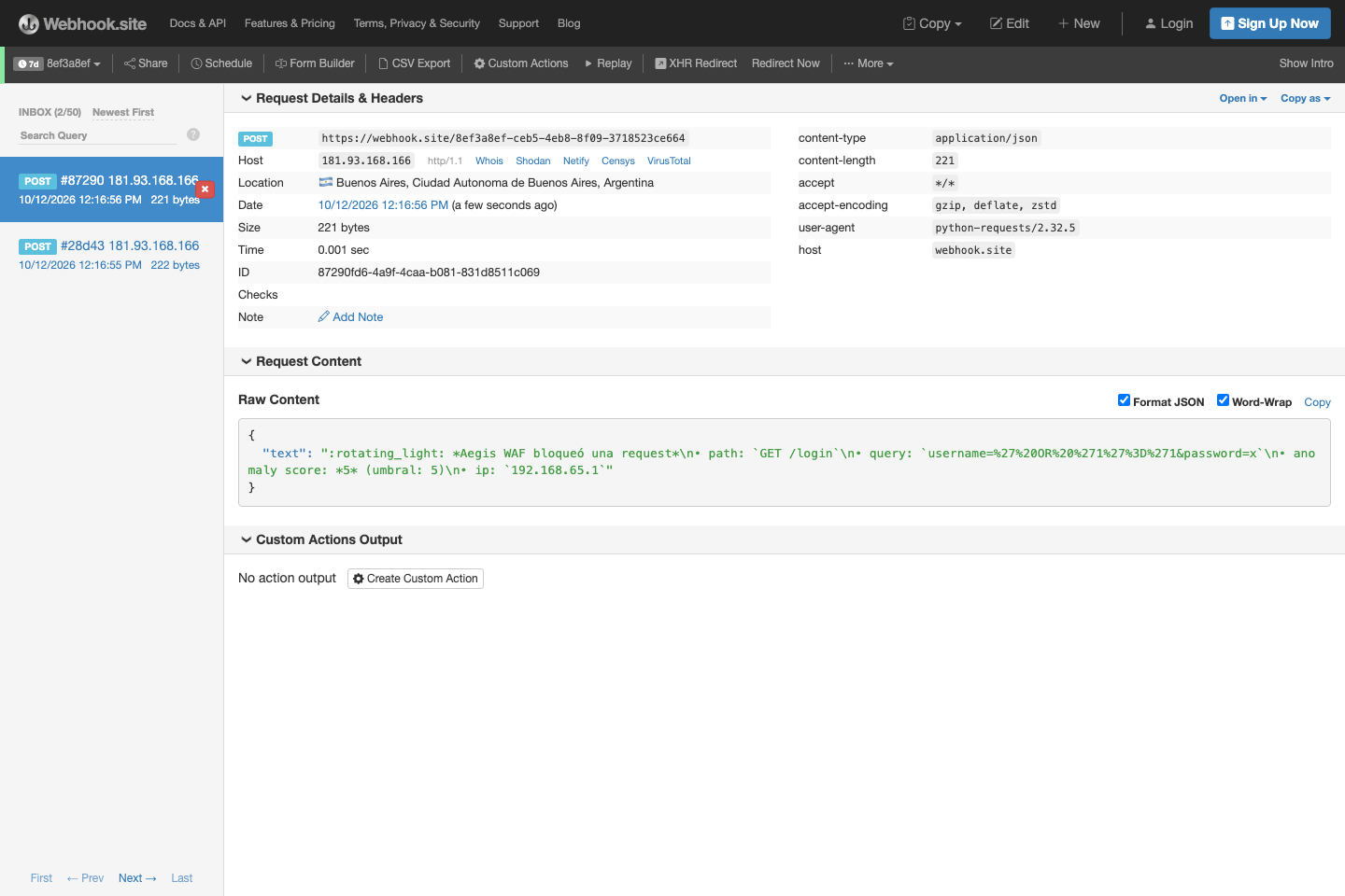 Alerta del WAF llegando a webhook.site: GET /login bloqueado, anomaly score 5, ip del atacante