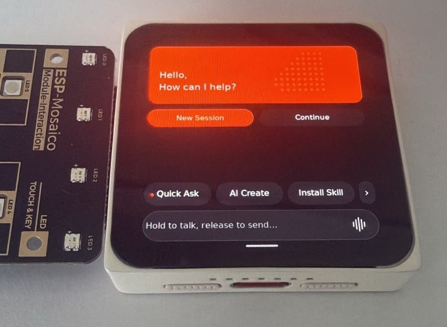 The ESP-Mosaico home screen next to the Interaction module