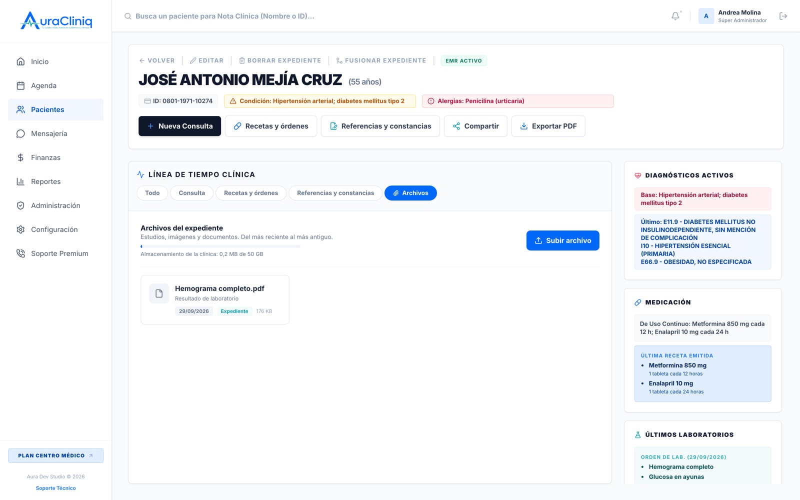 Archivos adjuntos cifrados en el expediente de AuraCliniq